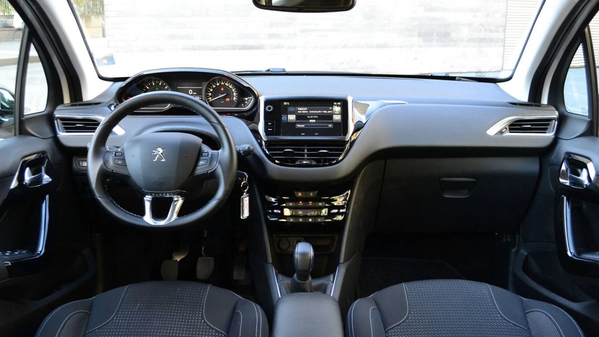 Peugeot 208 75 5 porte Allure (13)