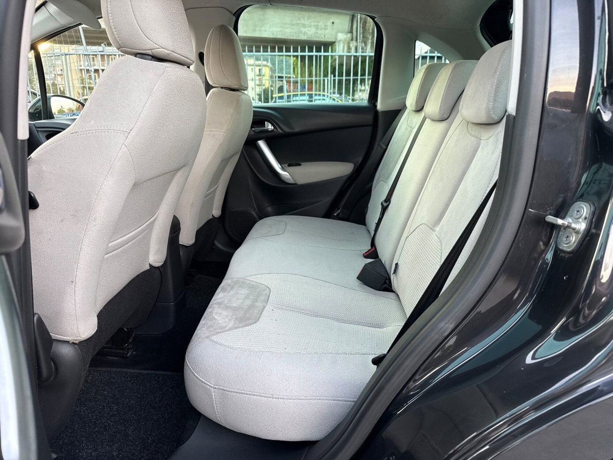 Citroen C3 1.4 VTi 95 CMP-5 Exclusive (11)