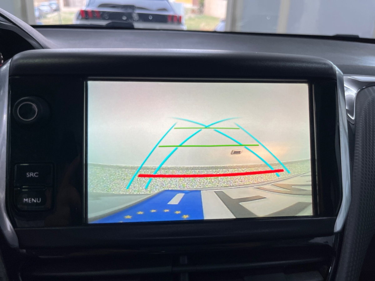 Peugeot 2008 120 S&S Crossway (19)