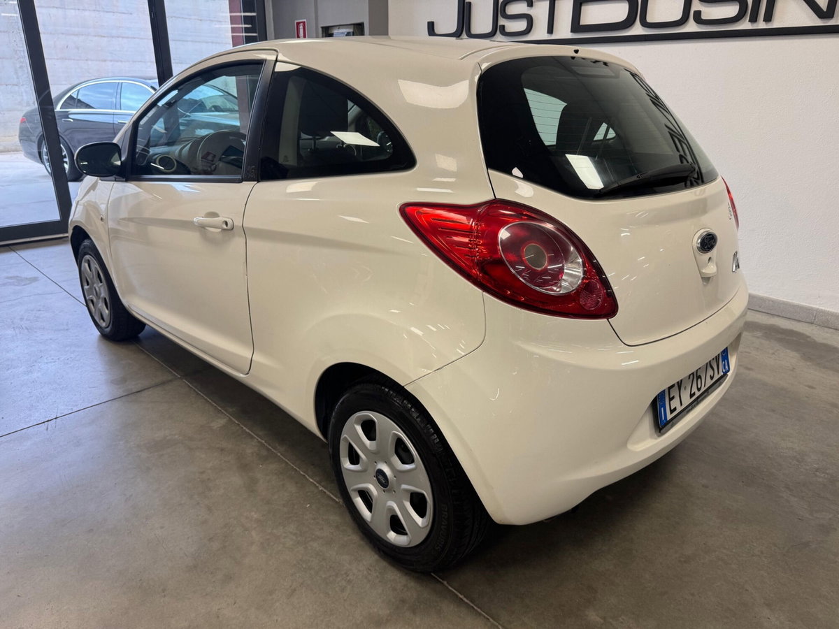 Ford Ka 1.2 8V 69CV Titanium (6)