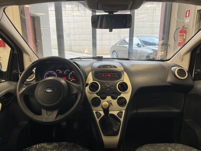 Ford Ka 1.2 8V 69CV Titanium (8)
