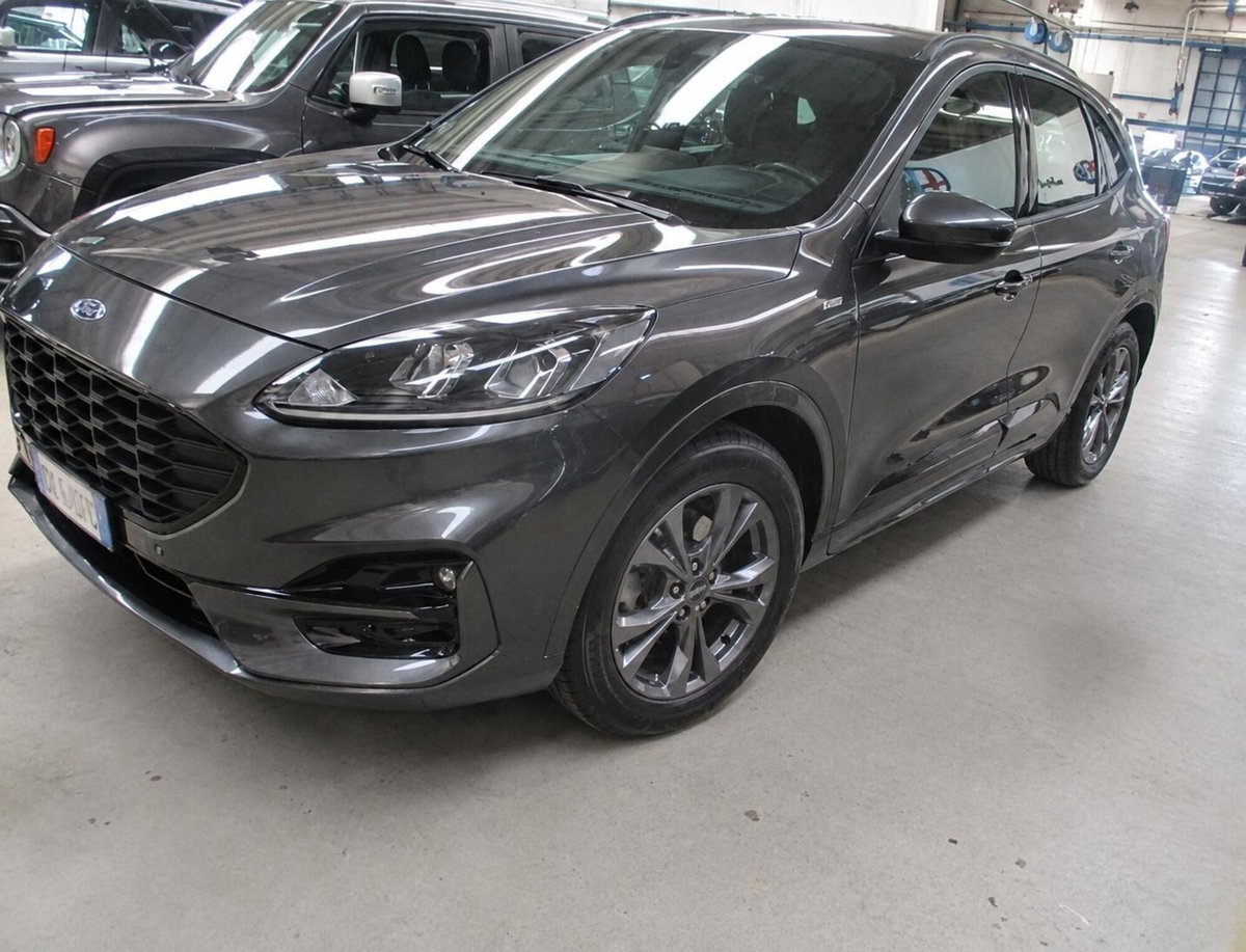 Ford Kuga 1.5 EcoBlue 120 CV 2WD ST-Line (2)