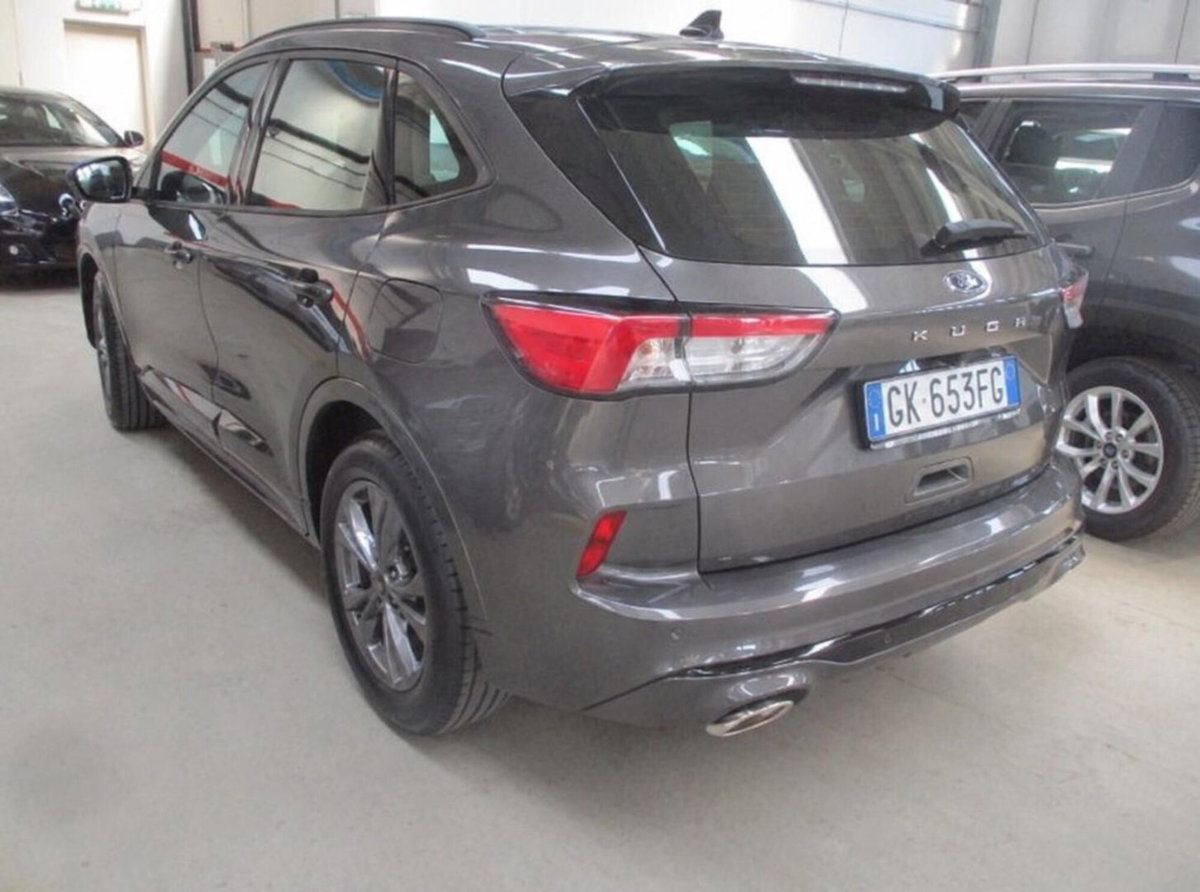 Ford Kuga 1.5 EcoBlue 120 CV 2WD ST-Line (3)
