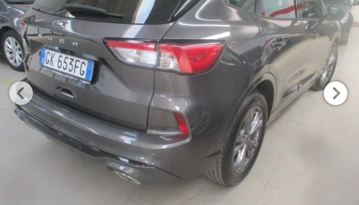 Ford Kuga 1.5 EcoBlue 120 CV 2WD ST-Line (4)