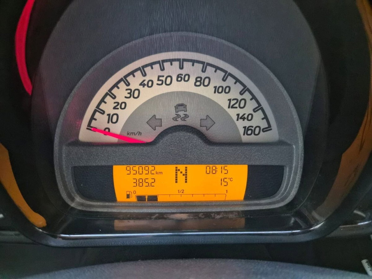 smart Fortwo 1000 52 kW MHD coupé pulse (15)