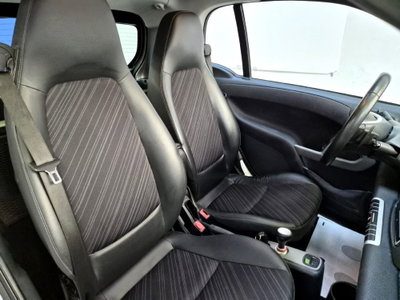 smart Fortwo 1000 52 kW MHD coupé pulse (8)