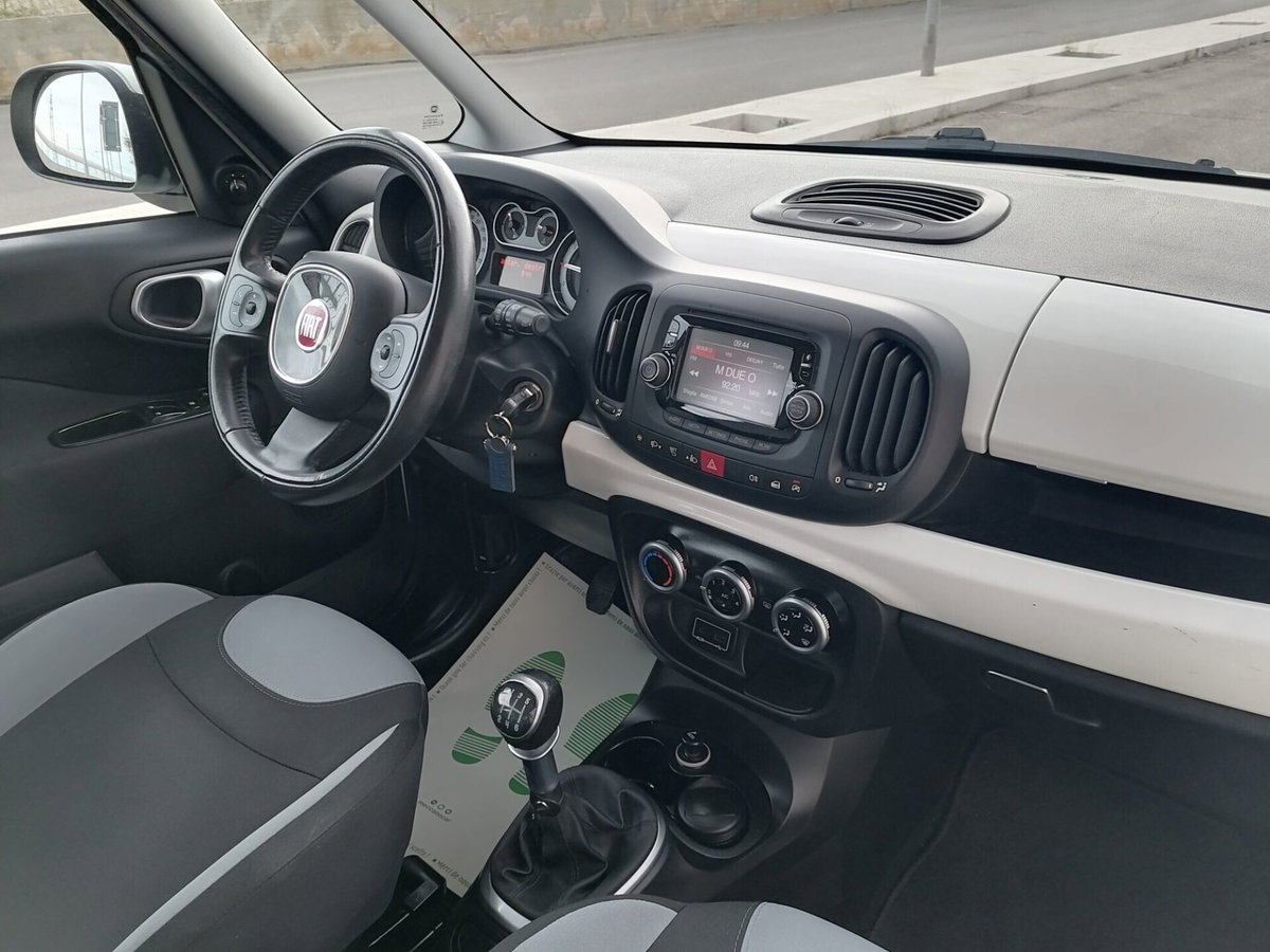 Fiat 500L Living 1.6 Multijet 105 CV Business (15)