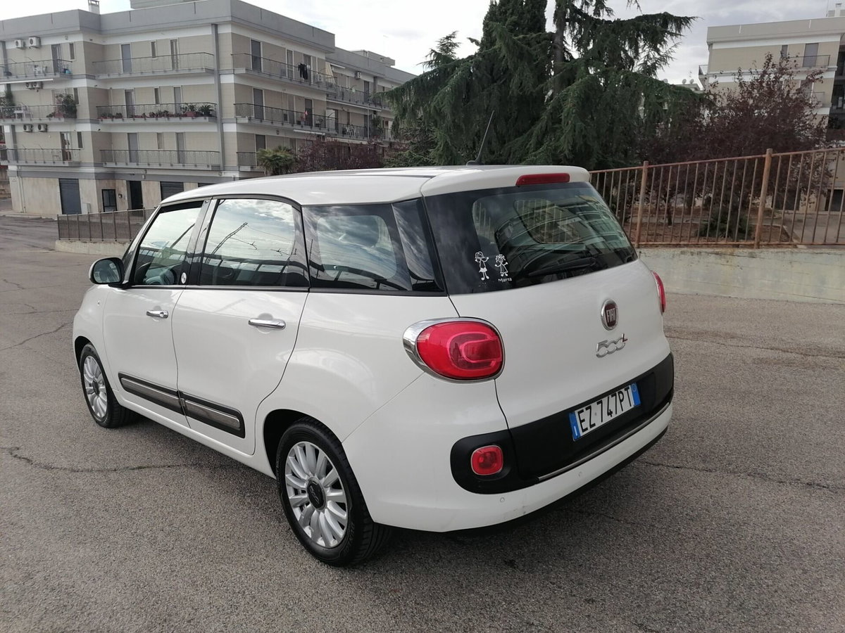 Fiat 500L Living 1.6 Multijet 105 CV Business (7)