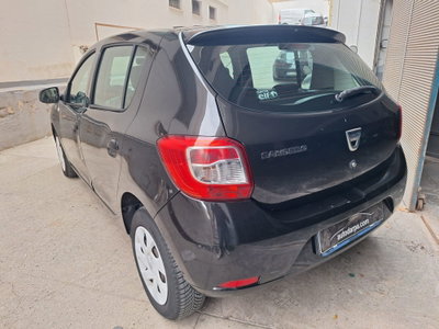 Dacia Sandero 1.2 GPL 75CV Ambiance (4)