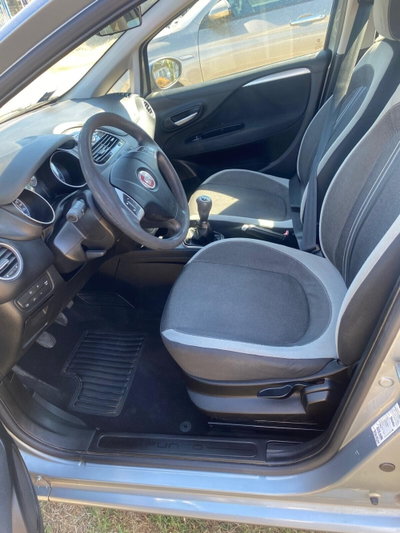 Fiat Punto 1.3 MJT II S&S 95 CV 5 porte Easy (5)