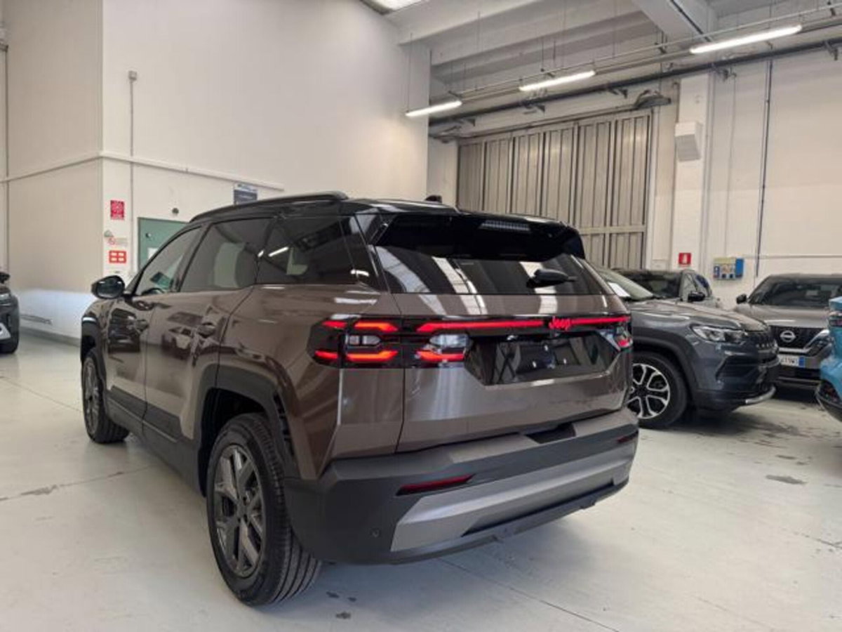 Jeep Compass 1.2 turbo 48V e-hybrid Summit fwd 145cv edct6 (7)