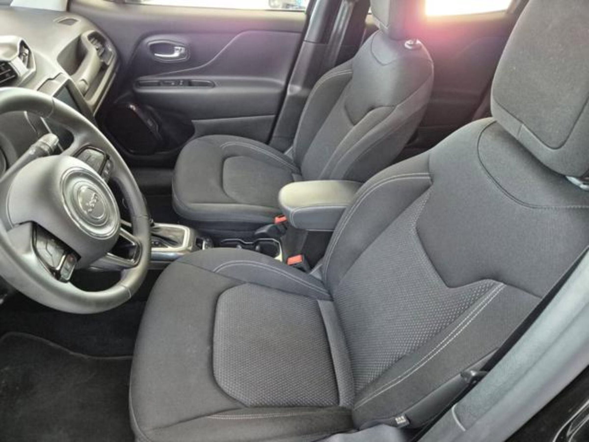 Jeep Renegade 1.3 T4 240CV PHEV 4xe AT6 S (10)