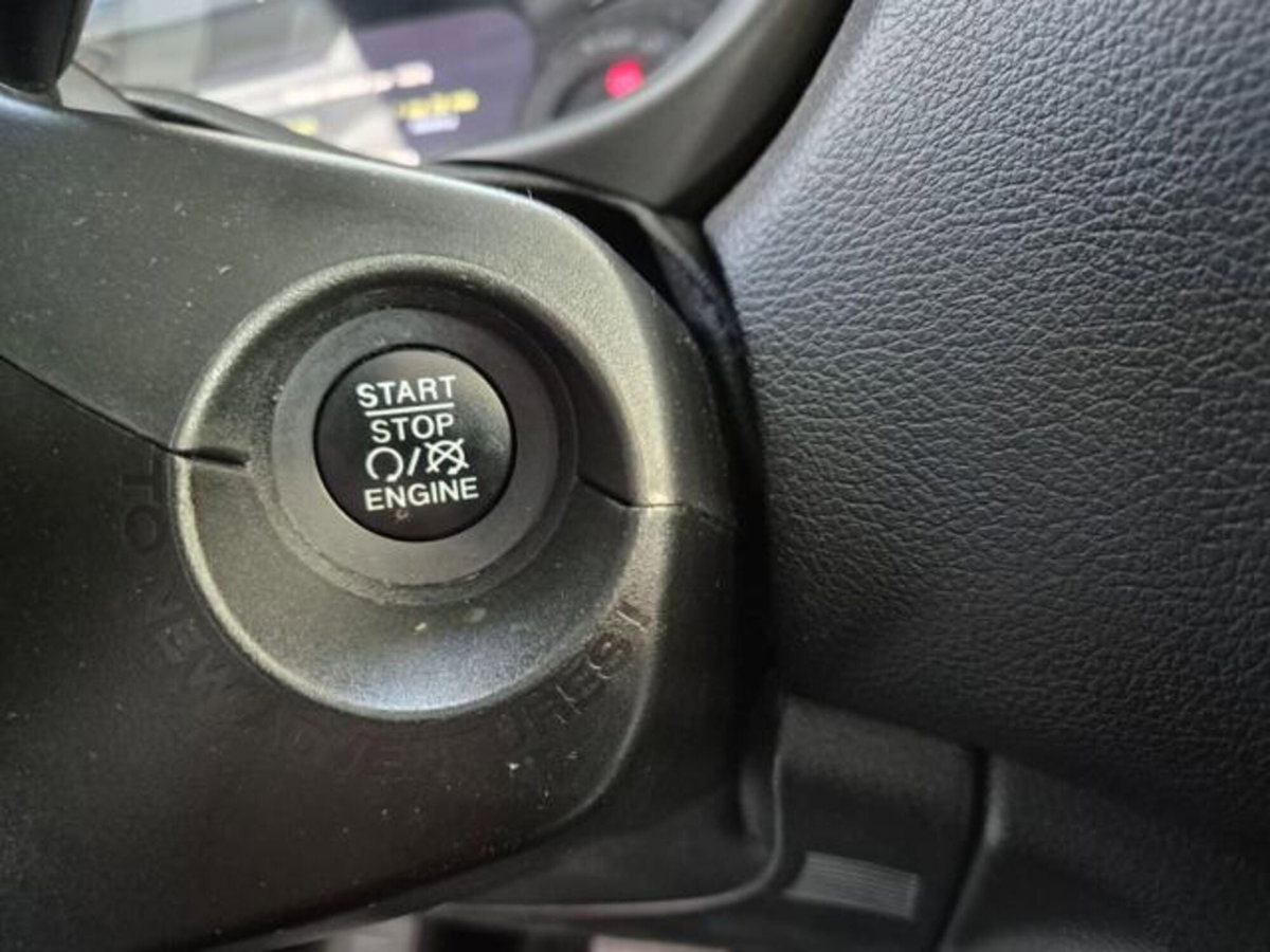 Jeep Renegade 1.3 T4 240CV PHEV 4xe AT6 S (17)