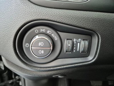 Jeep Renegade 1.3 T4 240CV PHEV 4xe AT6 S (18)
