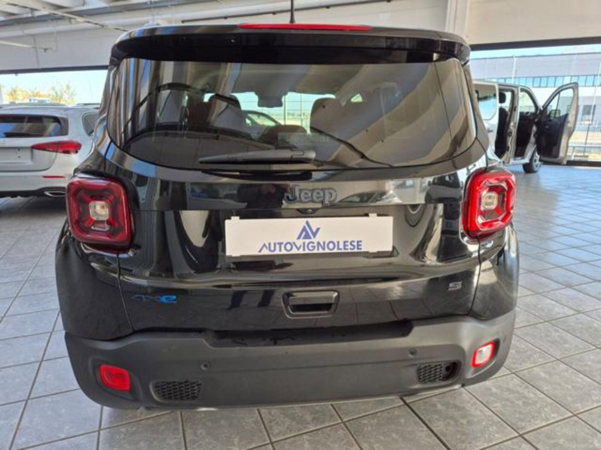 Jeep Renegade 1.3 T4 240CV PHEV 4xe AT6 S (5)