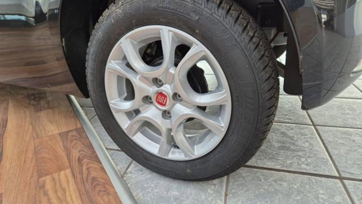 Fiat 500 1.0 Hybrid Club (14)