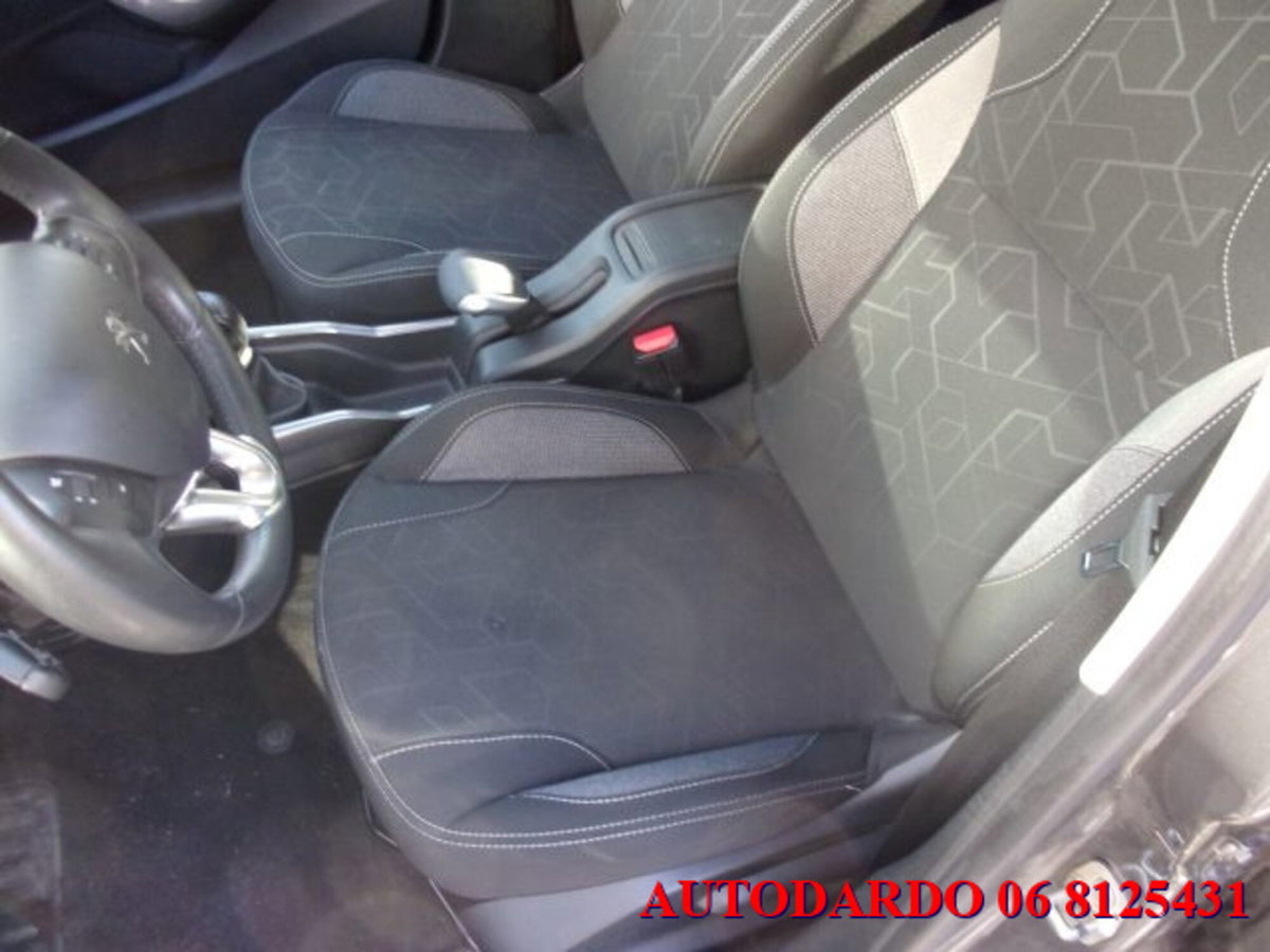 Peugeot 2008 75 Active (12)
