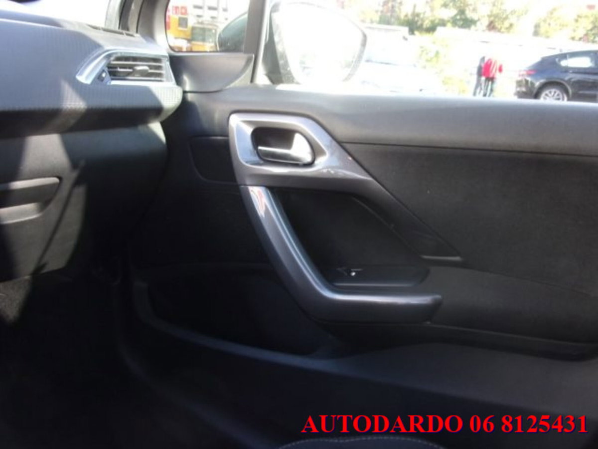 Peugeot 2008 75 Active (19)