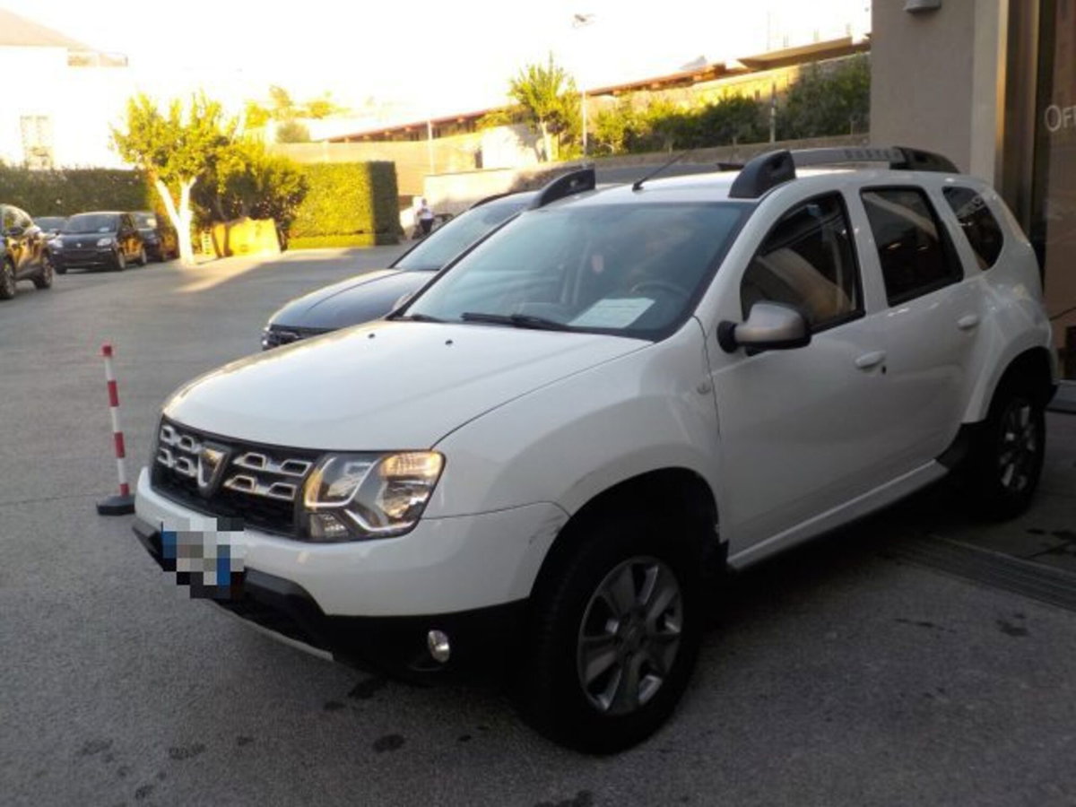Dacia Duster 1.5 dCi 110CV Start&Stop 4x2 Ambiance (2)