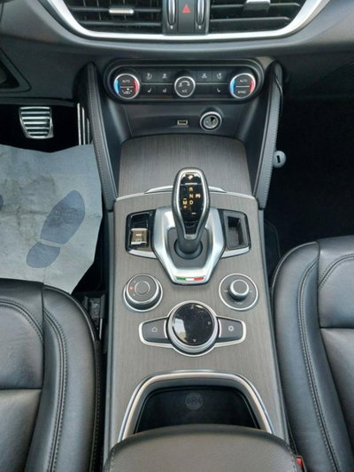 Alfa Romeo Stelvio Stelvio 2.2 Turbodiesel 210 CV AT8 Q4 Ti (11)