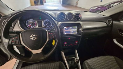 Suzuki Vitara 1.6 VVT V-Cool (11)