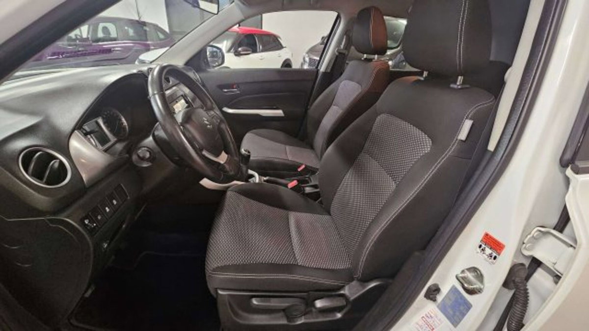 Suzuki Vitara 1.6 VVT V-Cool (10)