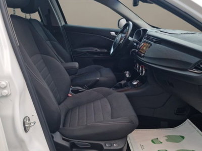 Alfa Romeo Giulietta 1.6 JTDm Exclusive 120cv (18)