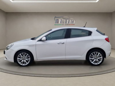 Alfa Romeo Giulietta 1.6 JTDm Exclusive 120cv (2)