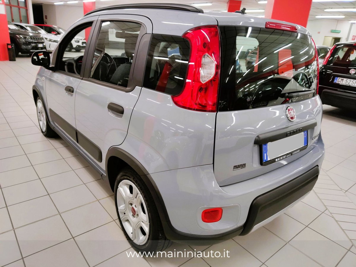 Fiat Panda 1.0 FireFly S&S Hybrid City Cross (6)