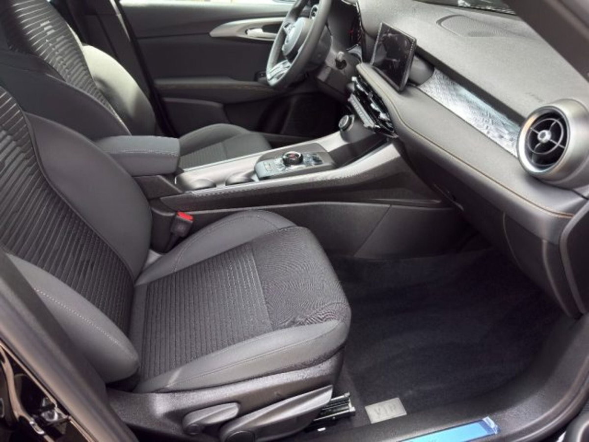 Alfa Romeo Tonale 1.6 Sprint 130cv tct6 (10)