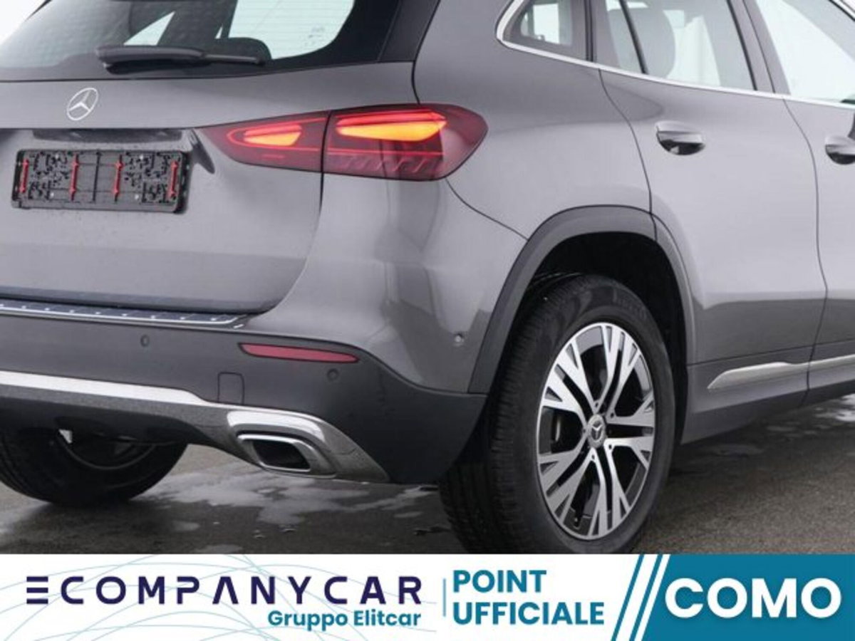Mercedes-Benz GLA SUV 180 Progressive Advanced Plus auto (4)