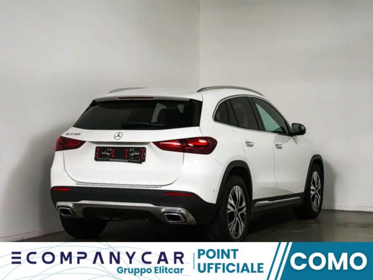 Mercedes-Benz GLA SUV 180 Progressive Advanced Plus auto (4)
