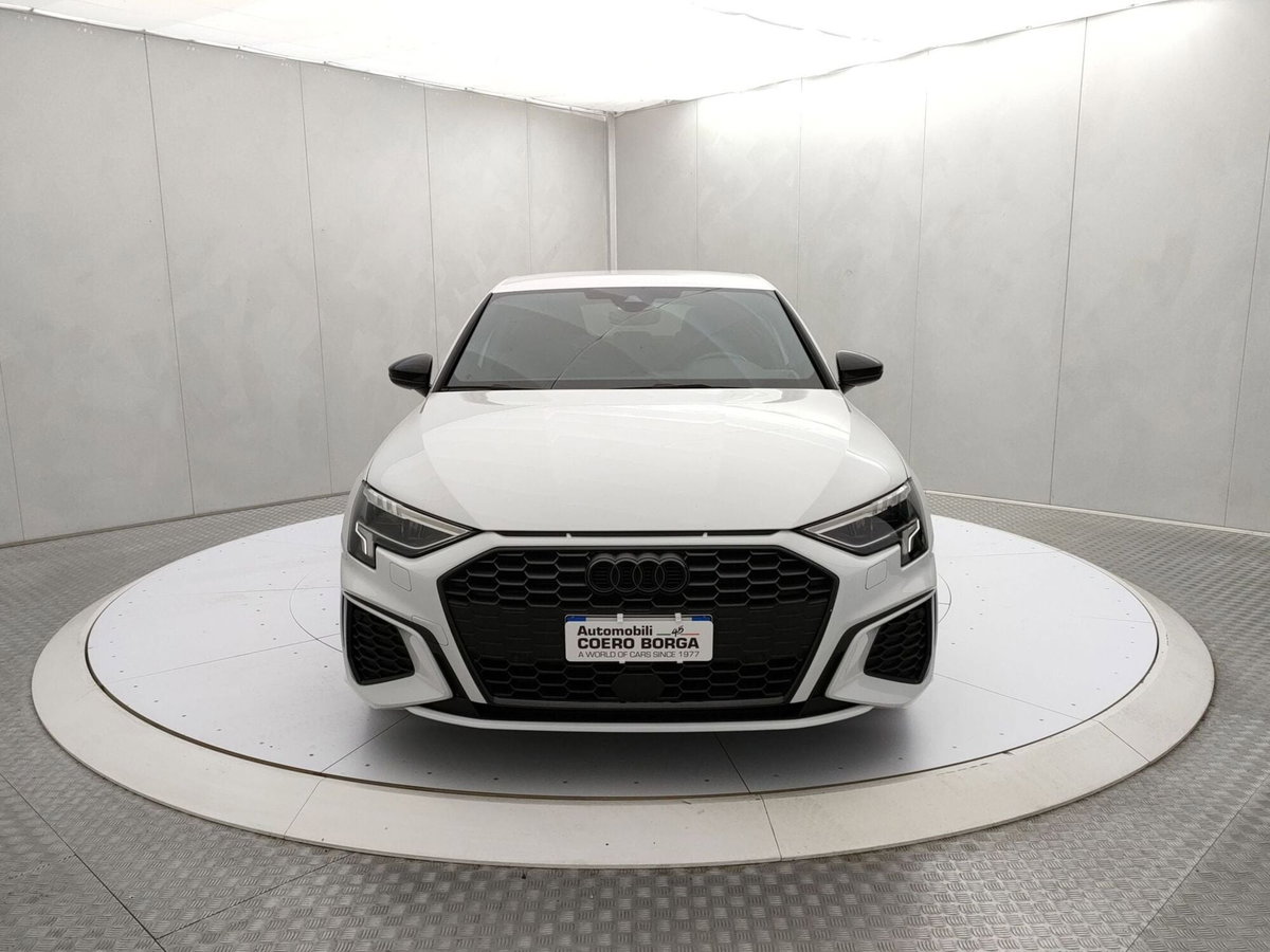 Audi A3 Sportback 30 TFSI S line edition (2)