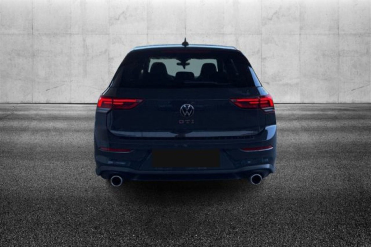 Volkswagen Golf 2.0 TSI GTI DSG (5)