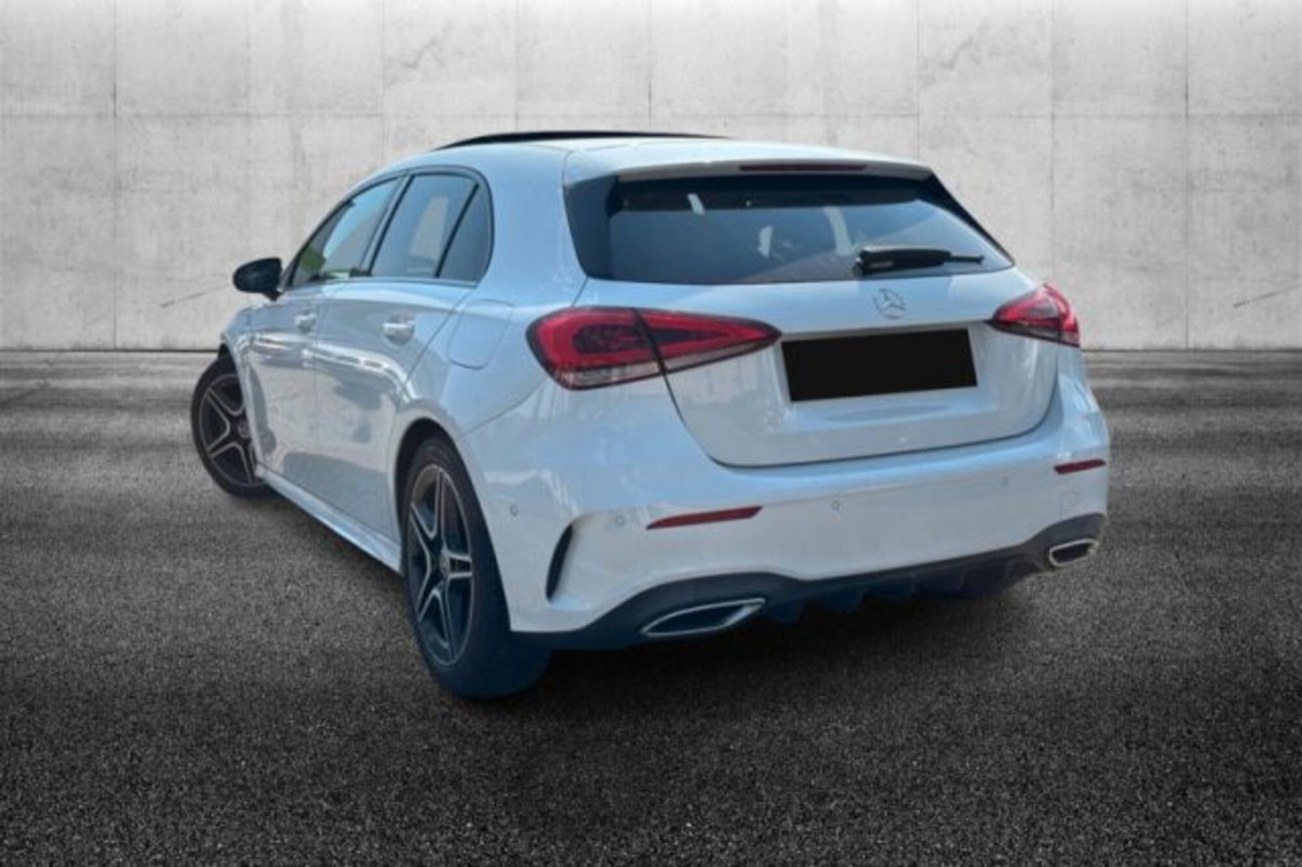 Mercedes-Benz Classe A Sedan 250 Automatic 4p. Premium (3)