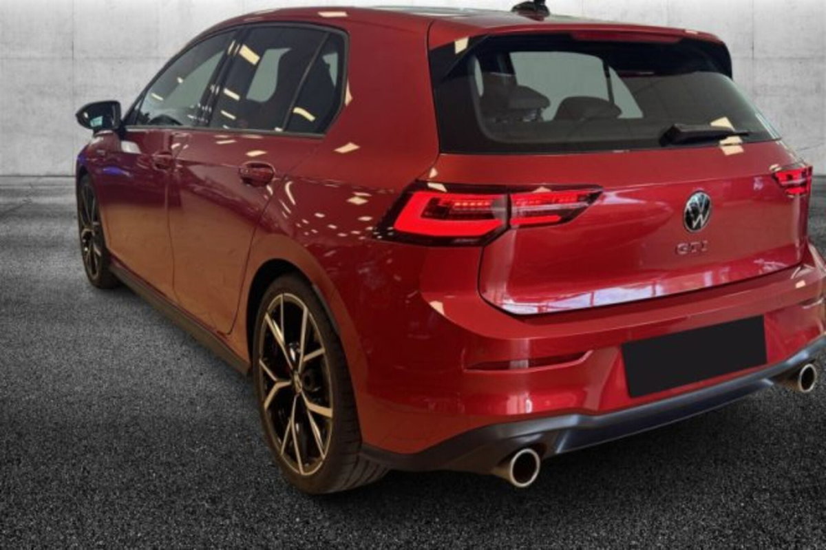 Volkswagen Golf 2.0 TSI GTI DSG (3)