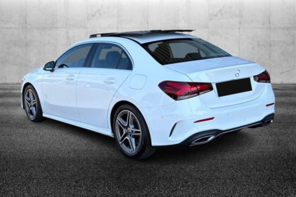 Mercedes-Benz Classe A Sedan 250 Automatic 4p. Premium (4)