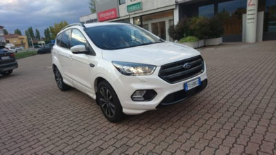Ford Kuga 1.5 EcoBoost 120 CV S&S 2WD ST-Line (3)