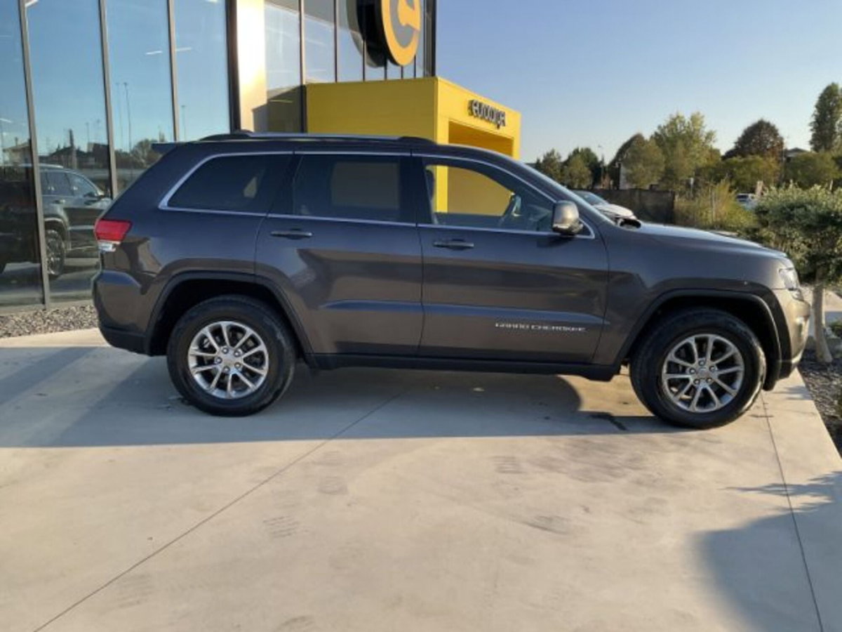 Jeep Grand Cherokee 3.0 V6 CRD Multijet II Laredo (5)