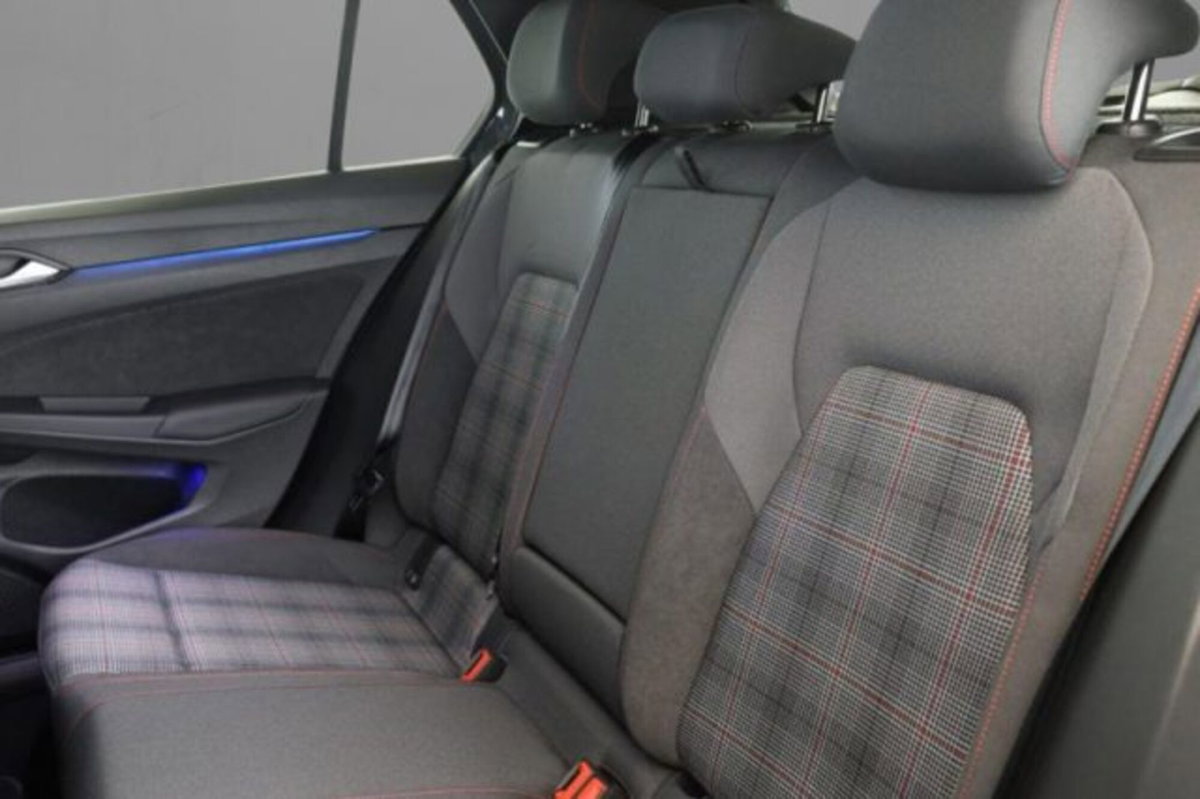 Volkswagen Golf 2.0 tsi GTI 265cv dsg (8)