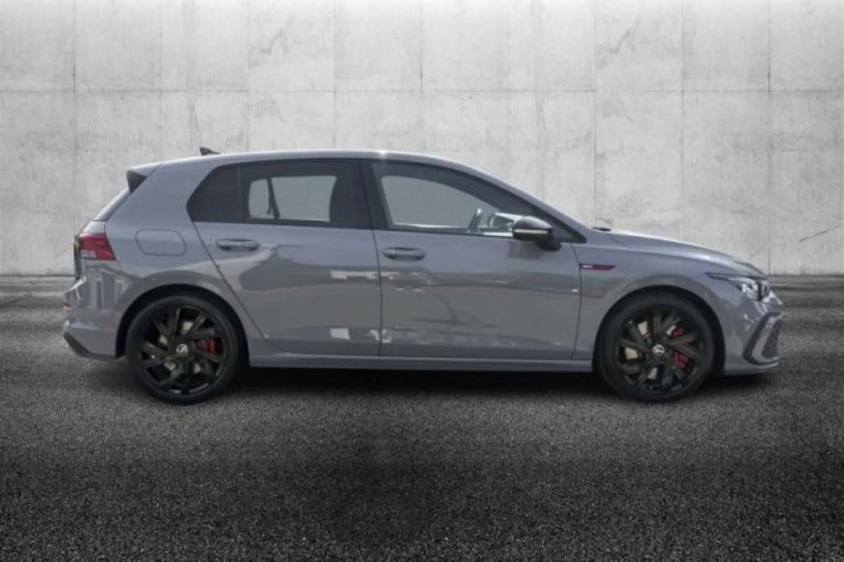 Volkswagen Golf 2.0 TSI GTI DSG (4)