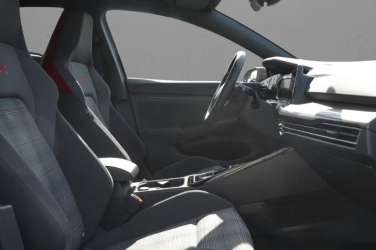 Volkswagen Golf 2.0 TSI GTI DSG (5)