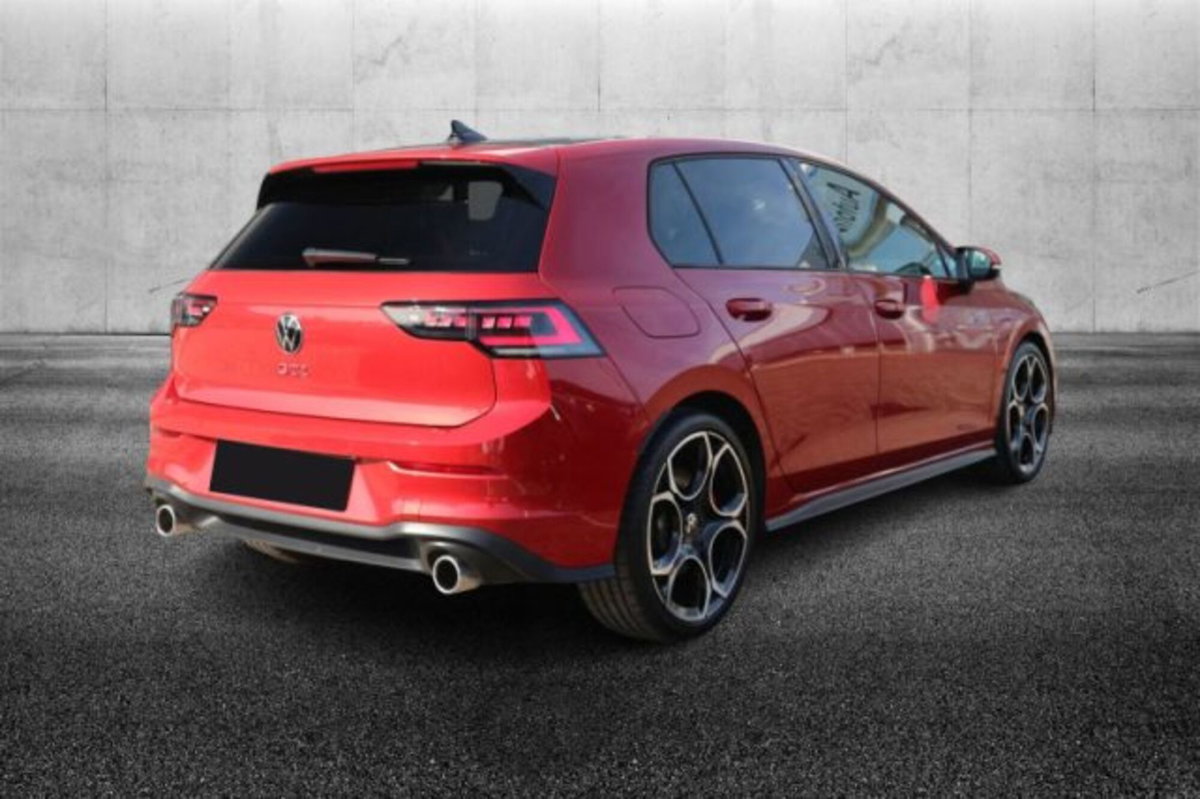Volkswagen Golf 2.0 tsi GTI 265cv dsg (4)