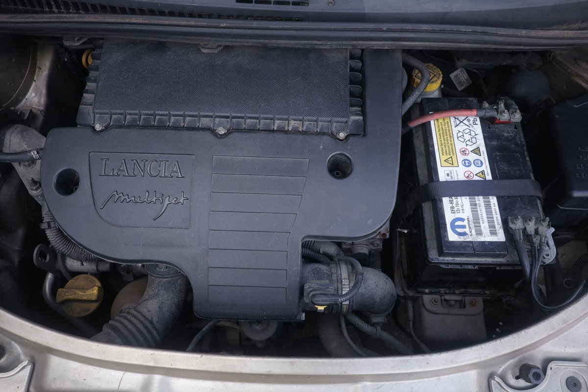 Lancia Musa 1.3 Multijet 16V 90 CV Oro (18)