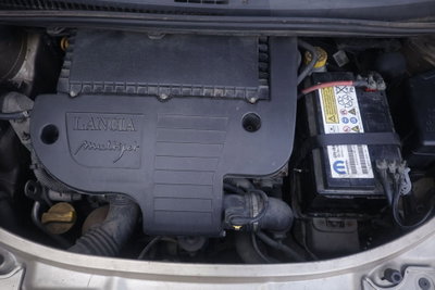 Lancia Musa 1.3 Multijet 16V 90 CV Oro (18)