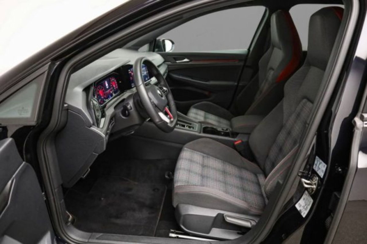 Volkswagen Golf 2.0 TSI GTI DSG (7)