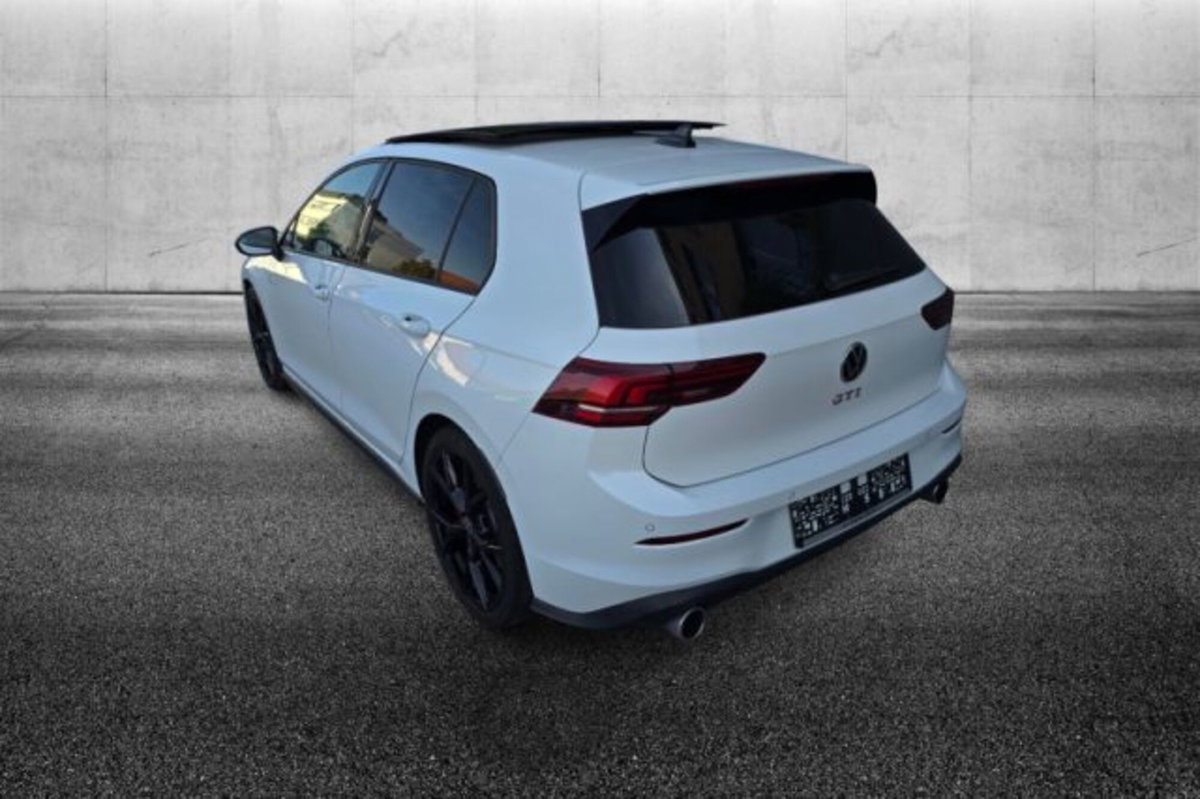 Volkswagen Golf 2.0 tsi GTI 265cv dsg (3)