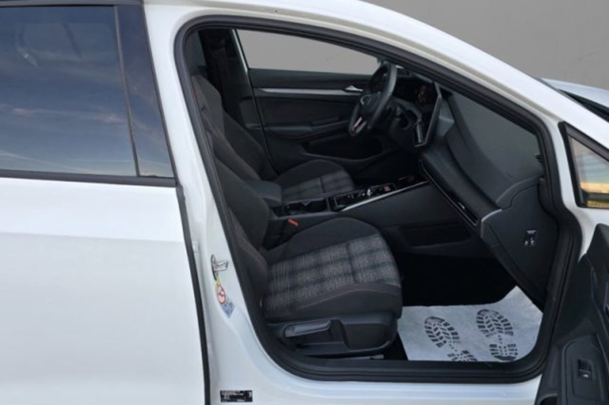 Volkswagen Golf 2.0 tsi GTI 265cv dsg (5)