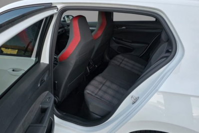 Volkswagen Golf 2.0 tsi GTI 265cv dsg (6)