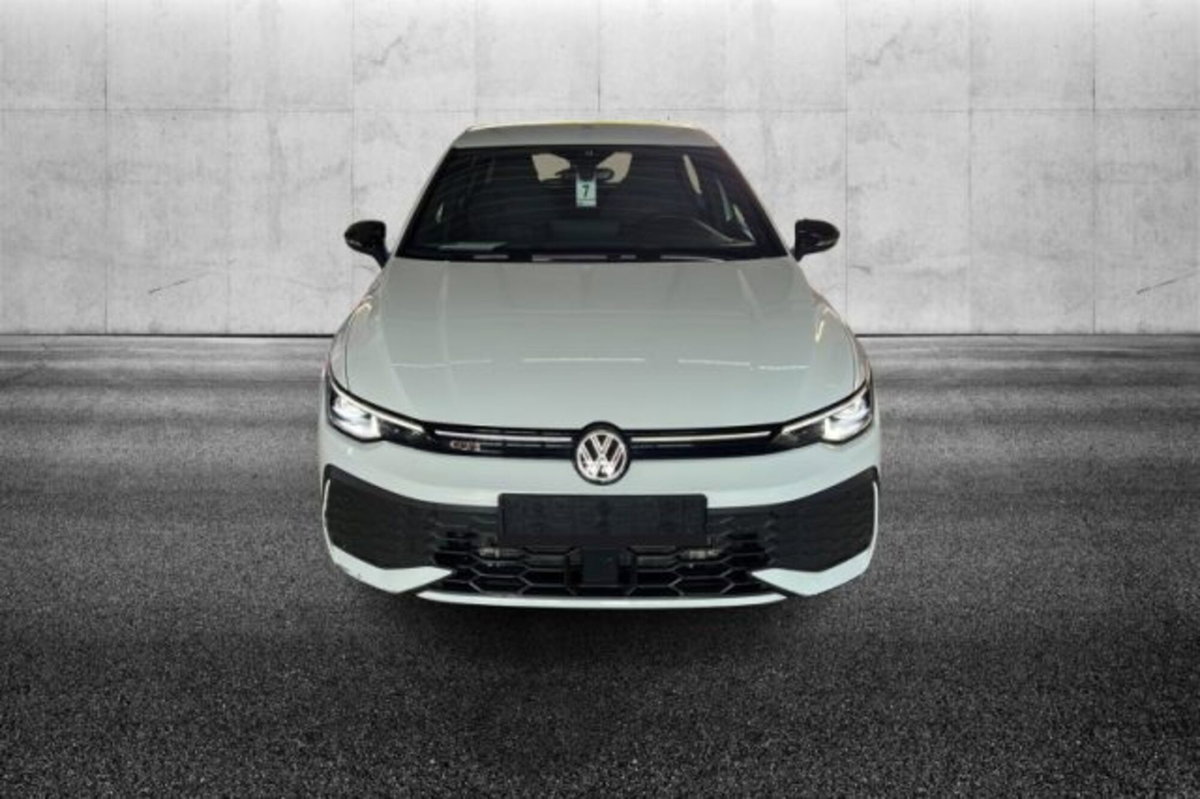 Volkswagen Golf 2.0 tsi GTI 265cv dsg (5)